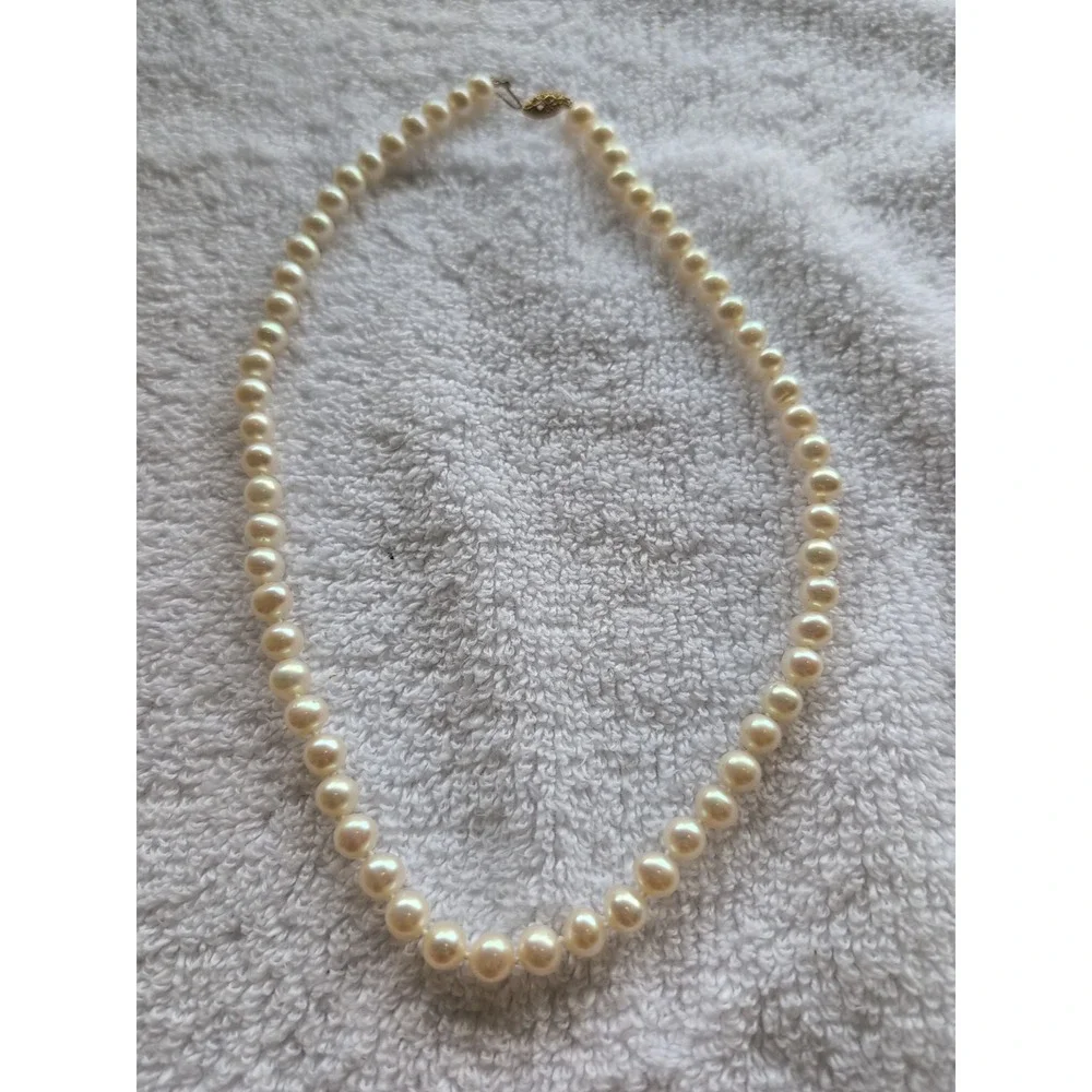 Designer CP 14K Yellow Gold Hand Knotted Pearl June Bridal Occasion Necklace 18